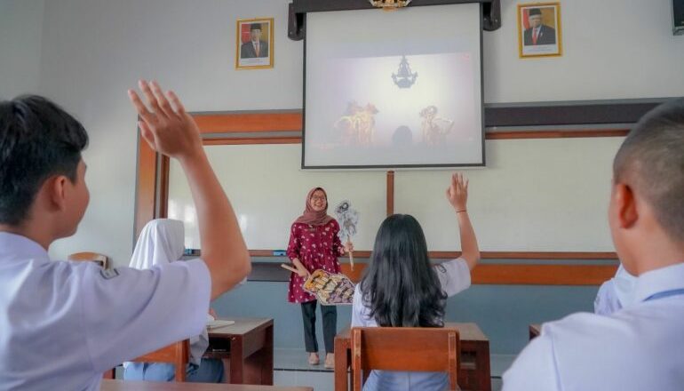 Insentif Guru Naik 2026: Angin Segar untuk Dunia Pendidikan Indonesia